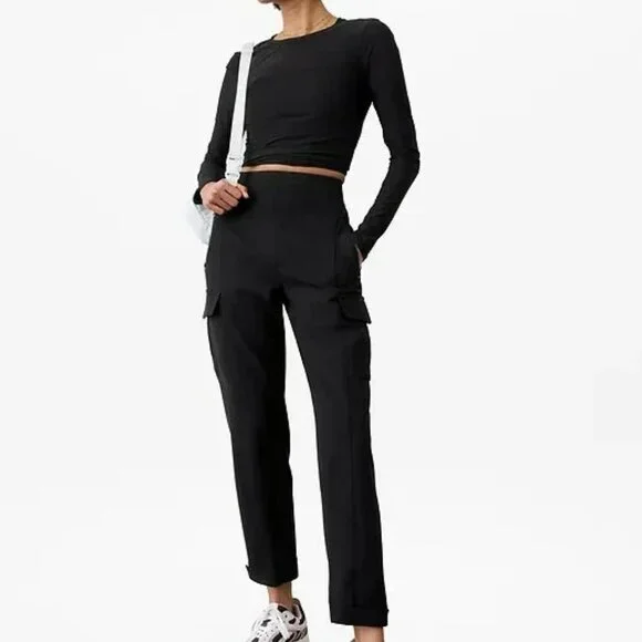 Athleta Cargo Pants 4 Black Endless High Rise Travel Work Wrinkle Free Sporty - Picture 3 of 11